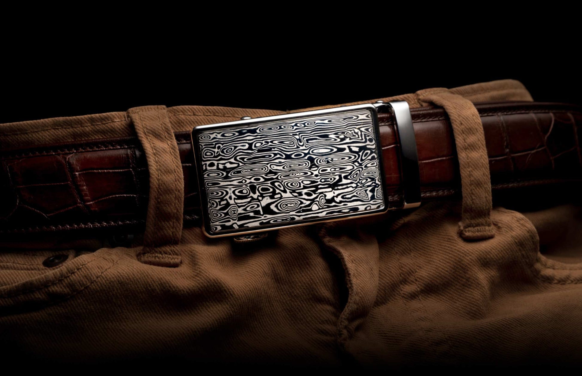 Bifrost - Brown Alligator