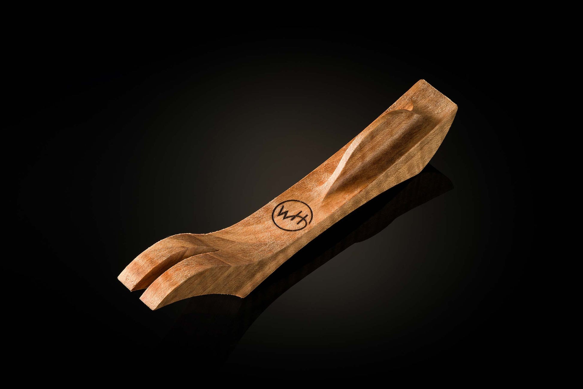 William Henry collector's pocketknife stand made from Maple.
